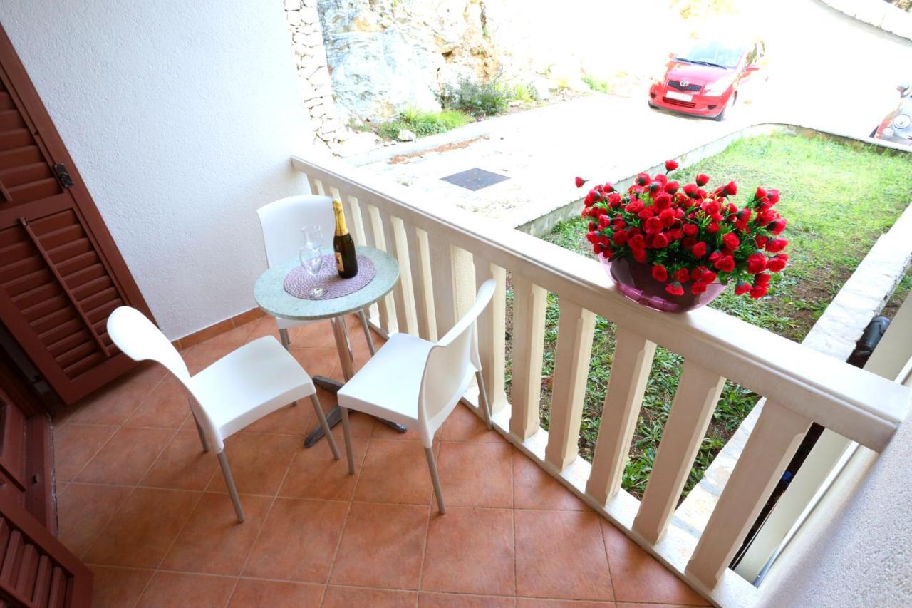 פודסטראנה Beach Apartments Vlado מראה חיצוני תמונה